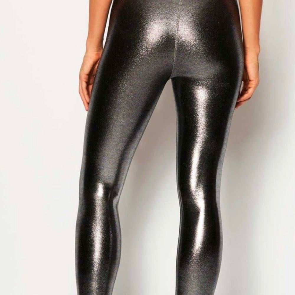 Heroine Sport Marvel Legging - Platinum - Picture 2 of 5